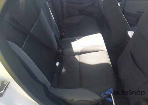 2013 Ford Focus Se z USA, uszkodzony, nr VIN 1FADP3F25DL223541